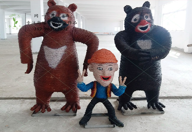 稻草工艺品熊出没