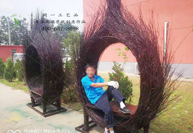 网红藤编鸟巢造型